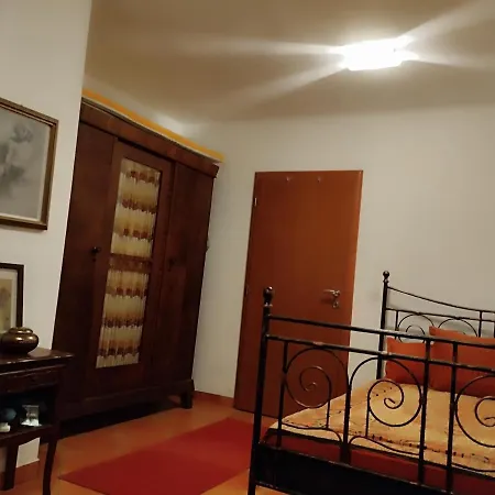 Mirna Holiday home *